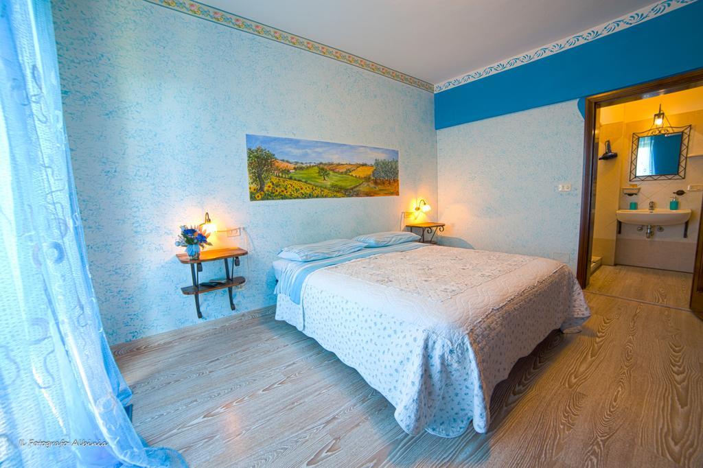 Agriturismo La Valle Degli Ulivi Semproniano Exteriér fotografie